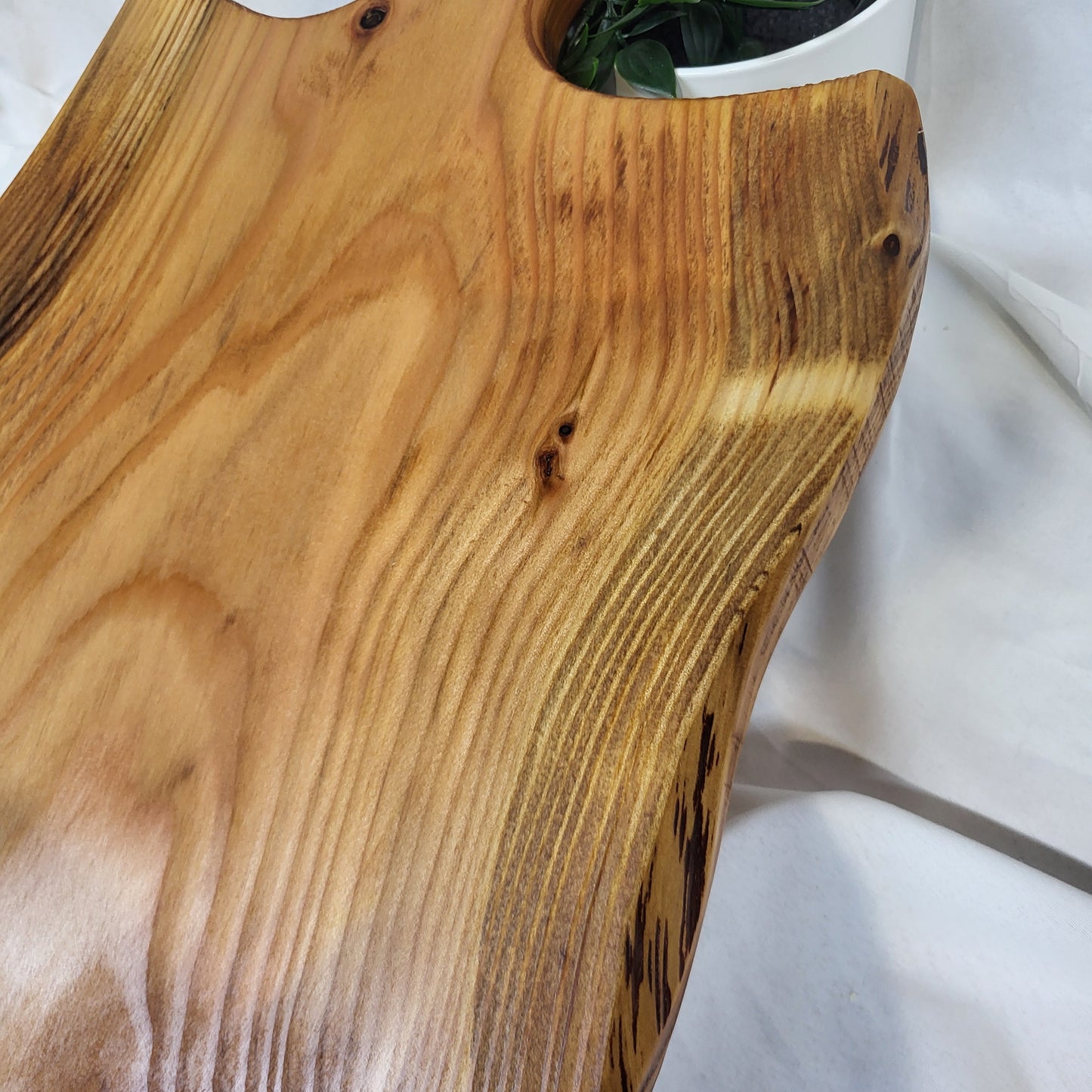 Live Edge Board - Medium